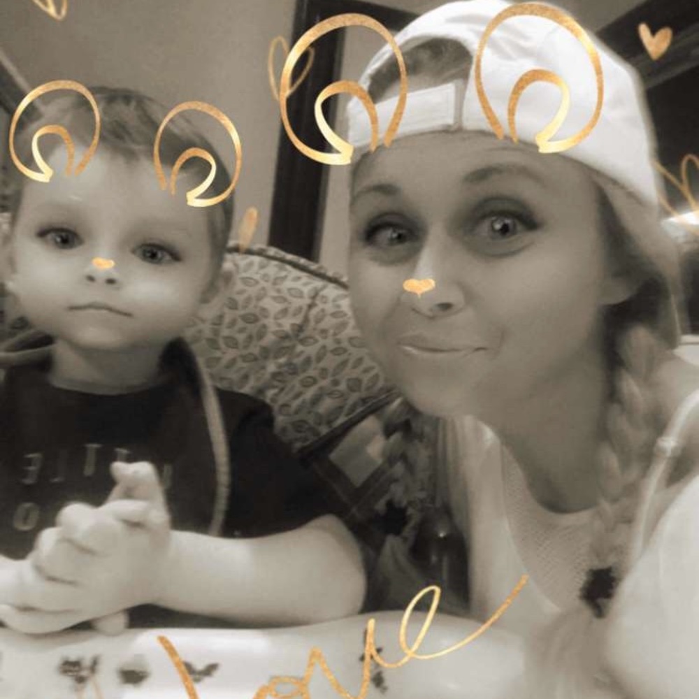 Meet your Posher, Jennifer